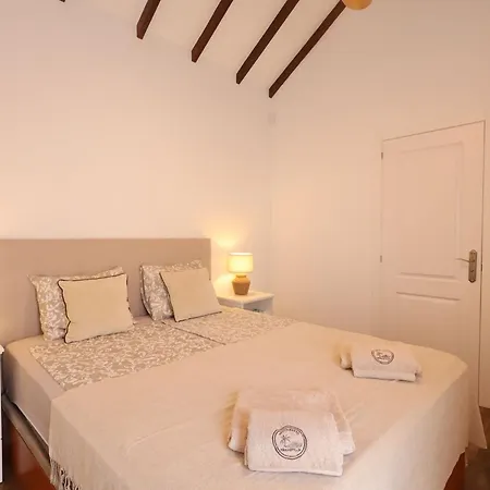 Apartament Sebastian *